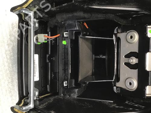 Armrest / Center console MERCEDES-BENZ M-CLASS (W164) ML 280 CDI 4-matic (164.120) | BP15900462I20 