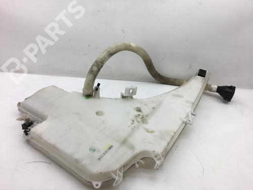 Used Windscreen washer tank BMW X1 (E84) sDrive 18 i (150 hp) 6471732