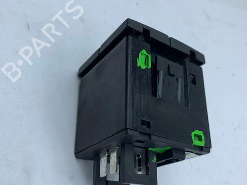 Switch OPEL MERIVA A MPV (X03) 1.6 (E75) | BP30858962I30  - Image 5