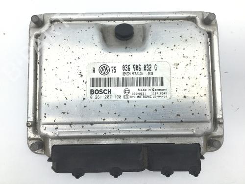 Used Engine control unit (ECU) VW GOLF IV (1J1) 1.4 16V (75 hp) 13229936