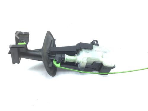 Fuel door actuator VOLVO V70 III (135) D5 | BP22700338E18 
