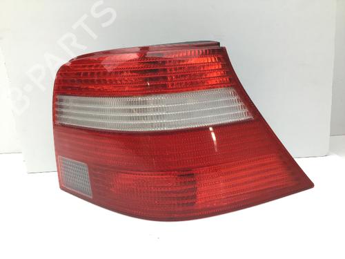 Used Right taillight VW GOLF IV (1J1) 1.4 16V (75 hp) 25334869