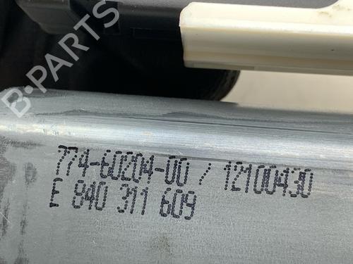 Left front window motor SEAT LEON (1P1) 1.2 TSI | BP37689756E21 - Image 4