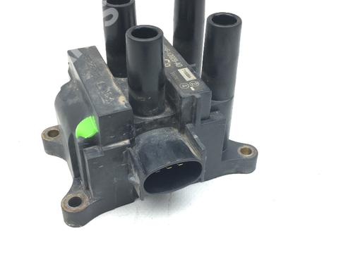 Bobine FORD FIESTA V (JH_, JD_) 1.25 16V (70 hp) 10672075