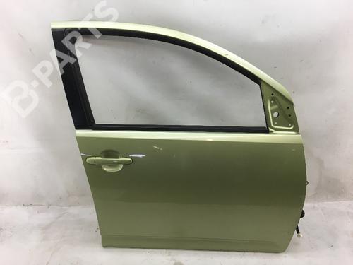 Puerta delantera derecha DAIHATSU SIRION (M3_) 1.3 (M301) (87 hp) 8127717