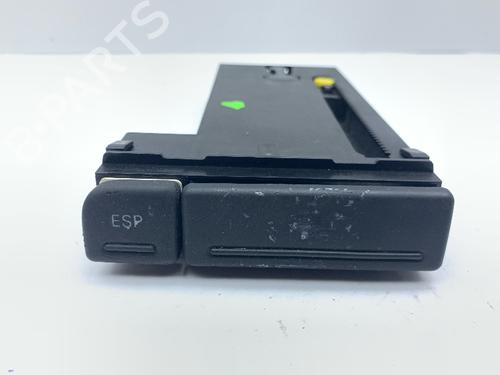 Kopholder/Genstandsholder AUDI A4 B6 (8E2) 2.0 (130 hp) 30539396