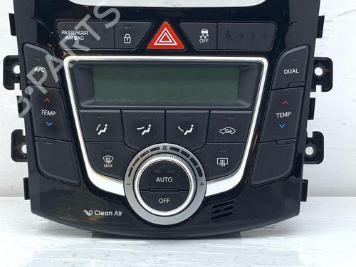 Used Climate control HYUNDAI i30 (GD) 1.4 (99 hp) 31611920
