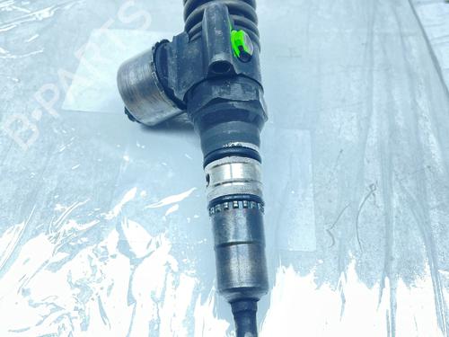 Used Injector VW TOURAN (1T1, 1T2) 2.0 TDI 16V (140 hp) 31808488