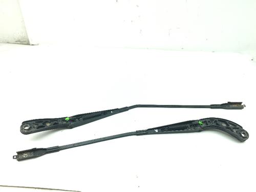Front windshield wiper arm MERCEDES-BENZ A-CLASS (W169) A 180 CDI (169.007, 169.307) | BP14587449C143