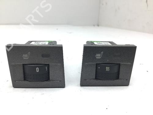 Used Switch OPEL SIGNUM Hatchback (Z03) 1.9 CDTI (F48) (150 hp) 29424119