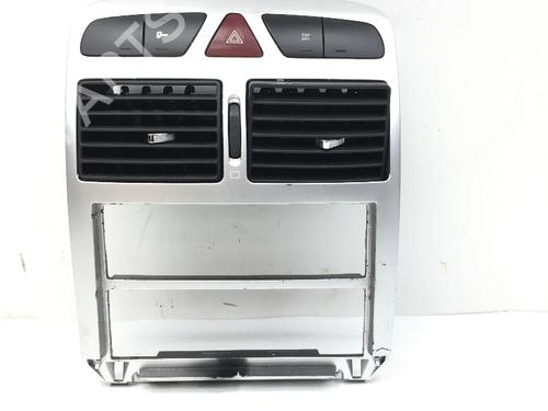 Used Air vent PEUGEOT 307 CC (3B) 2.0 16V (136 hp) 14587680