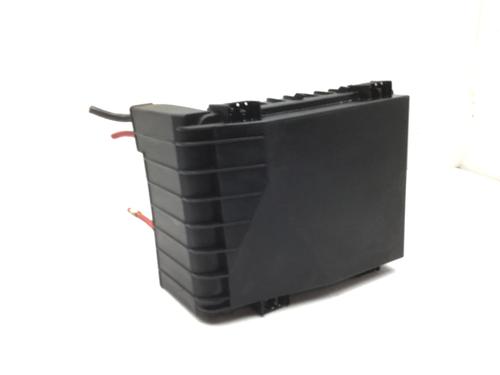 Used Fuse box VW GOLF V (1K1) 1.4 16V (75 hp) 23218579