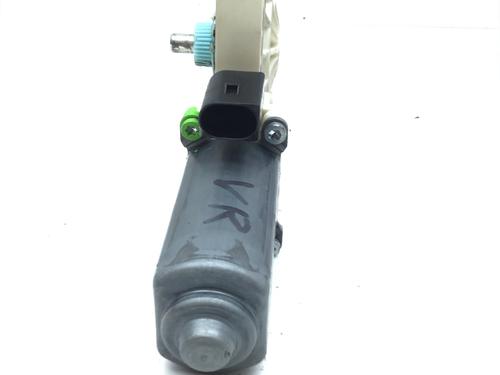 Right front window motor MERCEDES-BENZ A-CLASS (W169) A 150 (169.031, 169.331) | BP24296040E20 