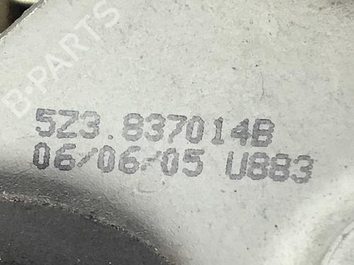 Front right lock VW FOX Hatchback (5Z1, 5Z3, 5Z4) 1.2 | BP15549953C97 