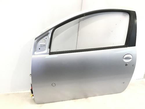 Left front door PEUGEOT 107 (PM_, PN_) 1.0 | BP13643806C2