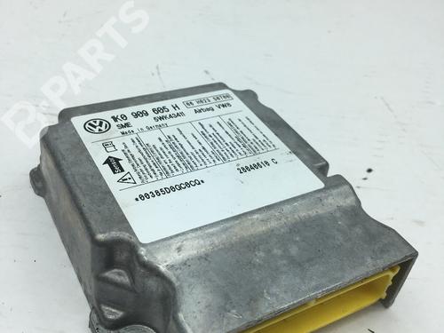 Used ECU airbags ECU airbags VW GOLF V (1K1) 1.4 16V (75 hp) 11133619 11133619