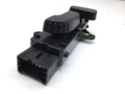 Switch NISSAN QASHQAI II (J11, J11_) 1.3 DIG-T | BP28501309I30