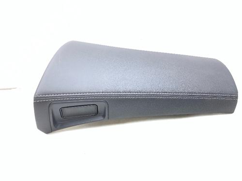Used Glove box Glove box MITSUBISHI OUTLANDER II (CW_W) 2.2 DI-D 4WD (177 hp) 35964630 35964630
