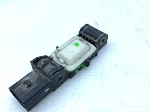 Modulo electronico Modulo electronico MITSUBISHI COLT VI (Z3_A, Z2_A) 1.1 (Z31A, Z32A) (75 hp) 33927380 33927380