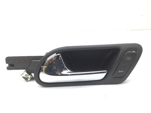 Venstre foran utvendig håndtak VW GOLF V (1K1) 1.6 (102 hp) 23423037