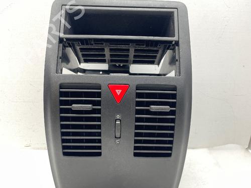 Used Air vent Air vent VW POLO (6N2) 1.0 (50 hp) 32752453 32752453