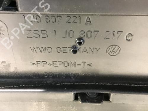 Front bumper VW GOLF IV Variant (1J5) 1.6 16V | BP27244899C7 