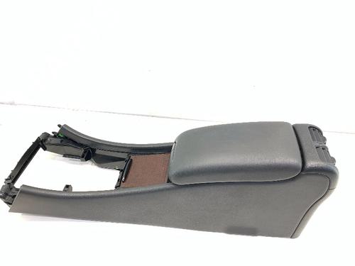 Used Armrest / Center console Armrest / Center console MERCEDES-BENZ C-CLASS (W203) C 180 (203.035) (129 hp) 36342857 36342857
