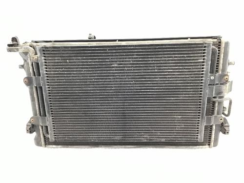Used Water radiator VW GOLF IV (1J1) 1.6 (100 hp) 13910340