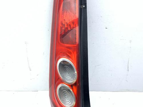 Used Left taillight FORD FIESTA V (JH_, JD_) 1.3 (60 hp) 31553689