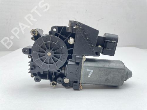 Used Left front window motor Left front window motor AUDI A3 (8L1) 1.6 (101 hp) 31357000 31357000