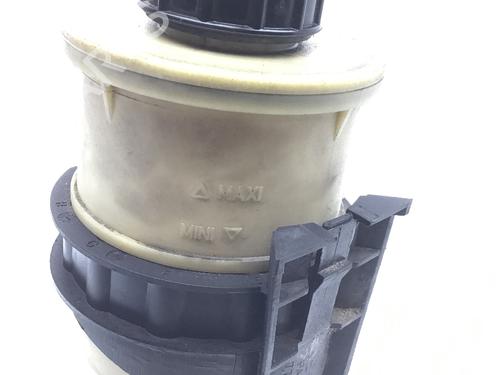 Power steering reservoir RENAULT SCÉNIC I MPV (JA0/1_, FA0_) 1.6 (JA00, JA16, JA15, JA19, JA1V, JA2B, JA2C, JA0B,... | BP17393694M117 