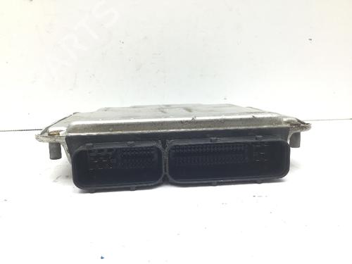 Used Engine control unit (ECU) Engine control unit (ECU) VW GOLF VAN IV Variant (1J5) 1.9 TDI (101 hp) 39917037 39917037