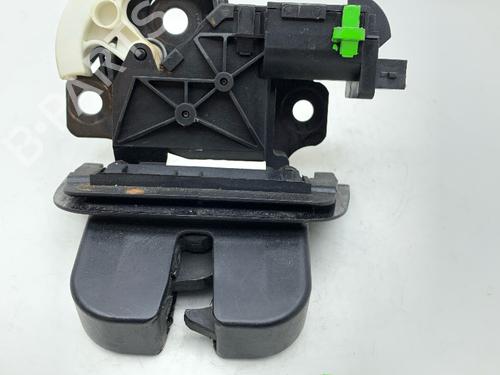 Fechadura da mala Fechadura da mala AUDI A4 B7 Avant (8ED) 2.0 TFSI quattro (200 hp) 34208660 34208660
