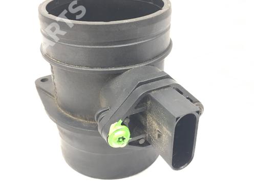 Used Mass air flow sensor VW BORA I (1J2) 2.3 V5 (150 hp) 11531057