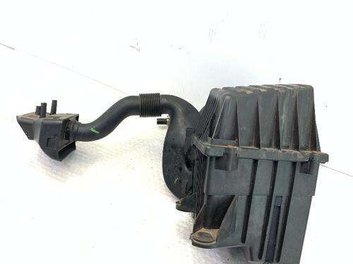 Luftfilter kasse Luftfilter kasse VW FOX Hatchback (5Z1, 5Z3, 5Z4) 1.2 (55 hp) 36780275 36780275
