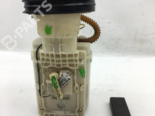 Used Fuel pump VW POLO (9N_, 9A_) 1.4 16V (75 hp) 7653231