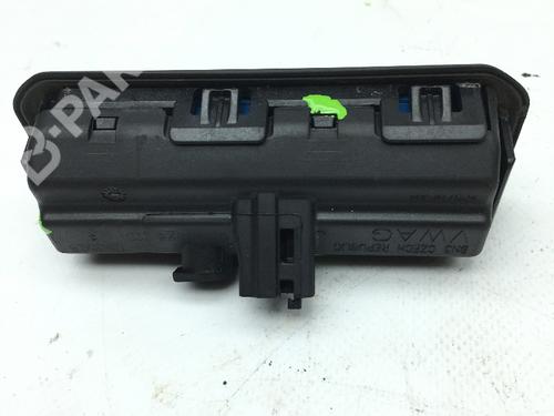 Used Tailgate handle Tailgate handle SKODA RAPID Spaceback (NH1) 1.0 TSI (95 hp) 10923937 10923937