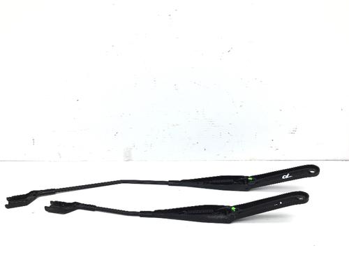 Front windshield wiper arm FORD FIESTA VI (CB1, CCN) 1.25 | BP16986379C143 