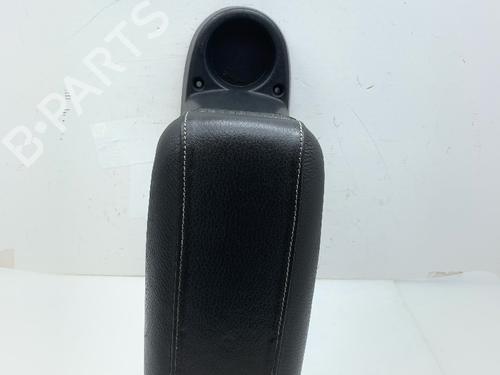 Used Armrest / Center console Armrest / Center console 37689166 37689166