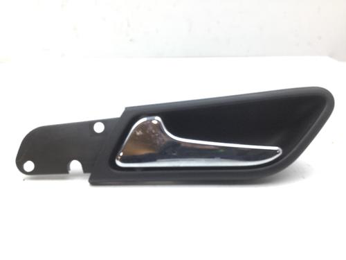 Used Rear left exterior door handle MERCEDES-BENZ B-CLASS Sports Tourer (W245) B 180 CDI (245.207) (109 hp) 23884224