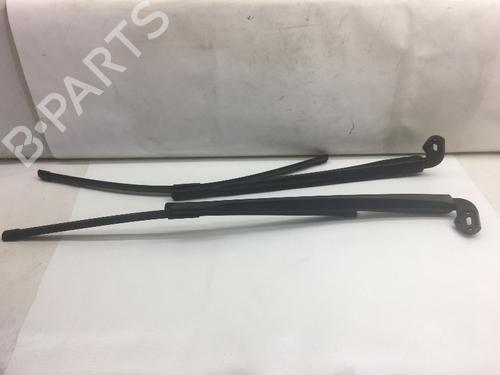 Used Front windshield wiper arm SEAT LEON (1P1) 2.0 FSI (150 hp) 14585327