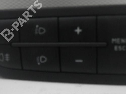Used Switch FIAT GRANDE PUNTO (199_) 1.4 (199AXB11, 199AXB1A, 199BXB1A, 199AXL1A) (77 hp) 4789775