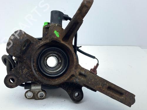 Venstre Styrespindel lagerhus NISSAN MICRA II (K11) 1.0 i 16V (K11) (54 hp) 30883903