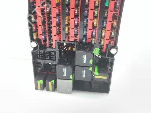 Used Fuse box FORD FUSION (JU_) 1.4 (80 hp) 32141141