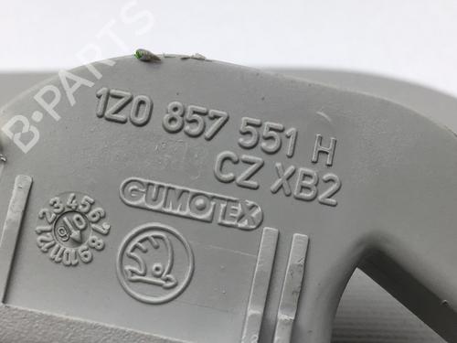Right sun visor SKODA ROOMSTER (5J7) 1.4 | BP18876380I2 