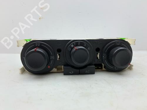Used Climate control Climate control SEAT IBIZA III (6L1) 1.4 16V (75 hp) 35796118 35796118