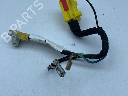 Used Wiring harness FORD FIESTA V (JH_, JD_) 1.3 (60 hp) 31585654