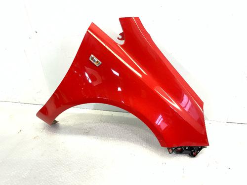 Used Right front fenders Right front fenders 38595165 38595165