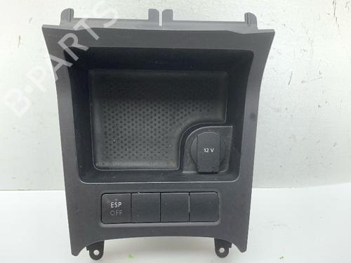 Used Cup/Object holder VW GOLF V (1K1) 1.6 (102 hp) 31956836