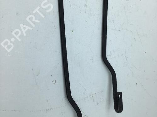 Front windshield wiper arm AUDI A3 (8L1) 1.6 | BP28131639C143 